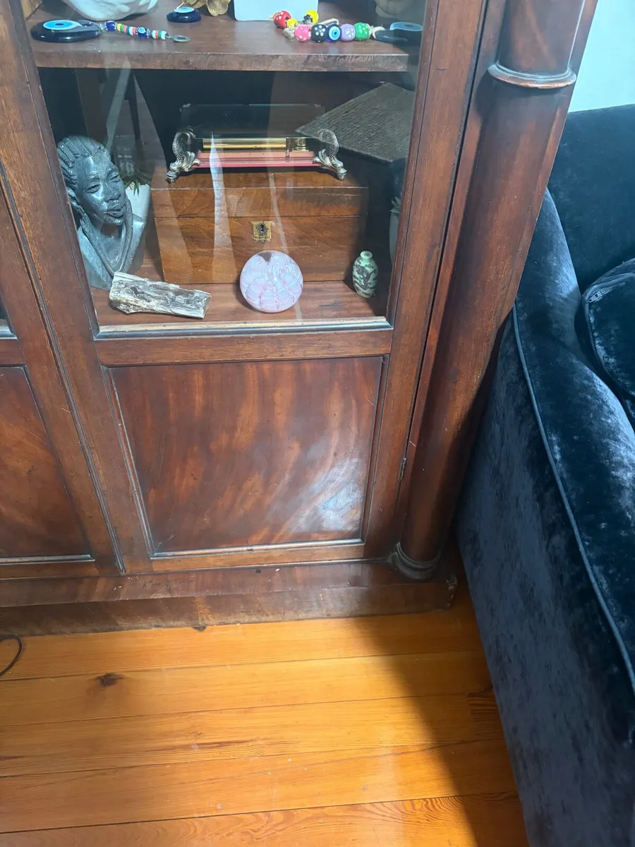 Antique bookcase - Image 3