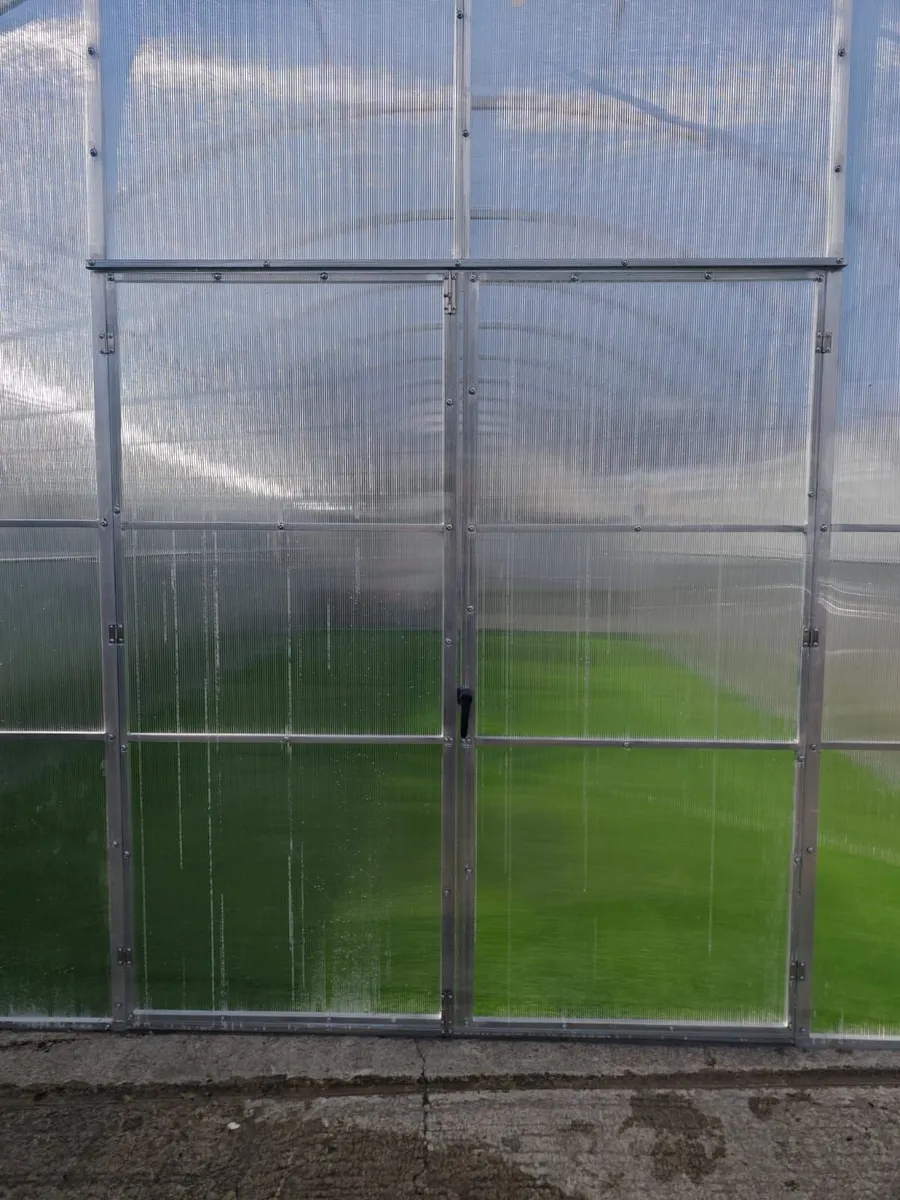 Titan 5 Polycarbonate greenhouse/polytunnel - Image 4
