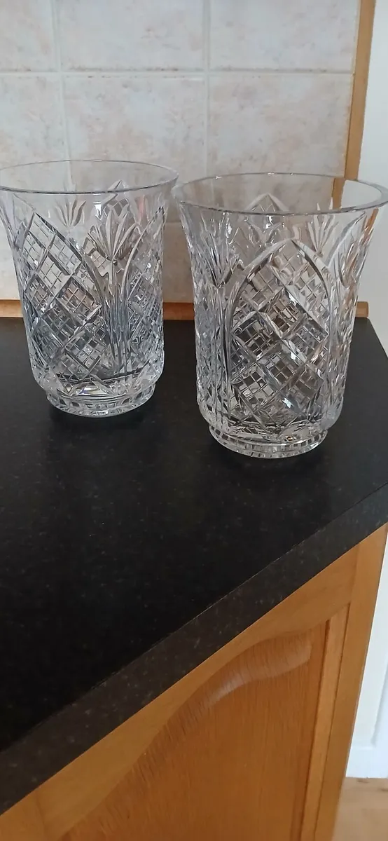 Pair of Tipperary Crystal  8in Vases - Image 4