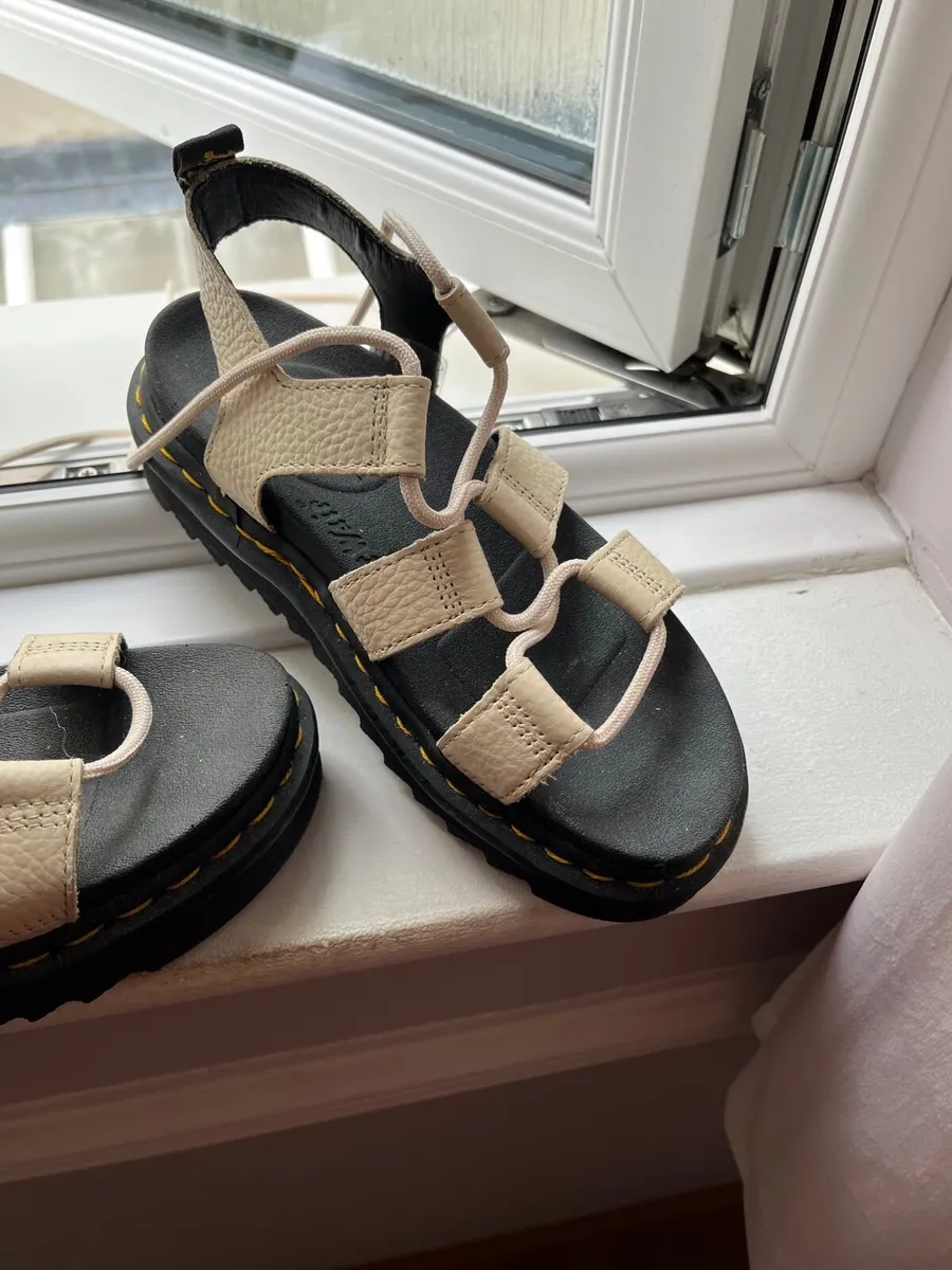 Doc Marten Sandles - Image 4