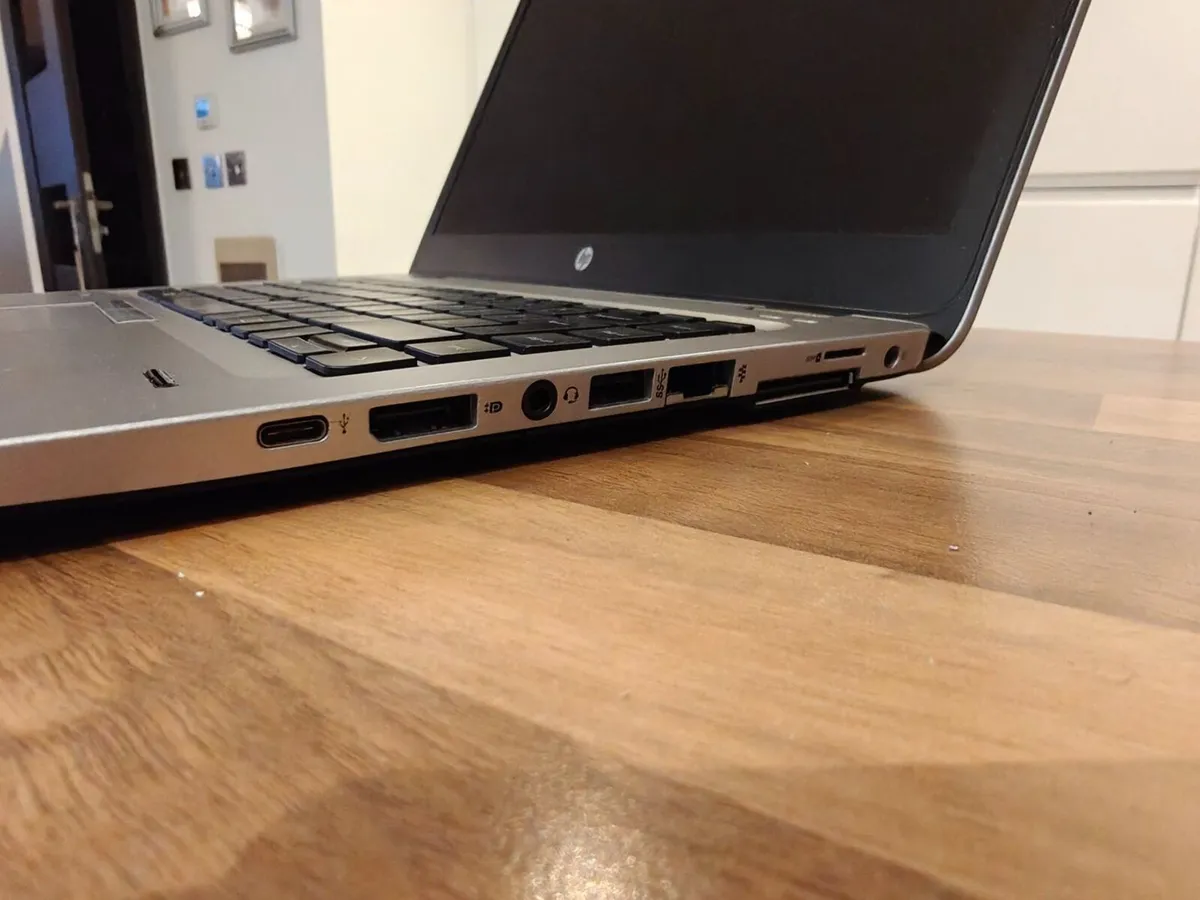 HP Elitebook 840 G3 | i5 | 8GB | 256GB | 14" FHD | - Image 4