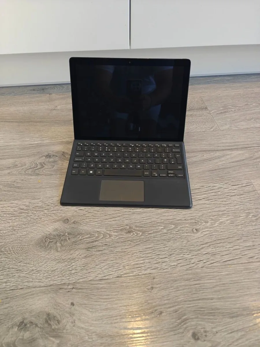 Dell Latitude 5285 2in1 Touchscreen Laptop - Image 1