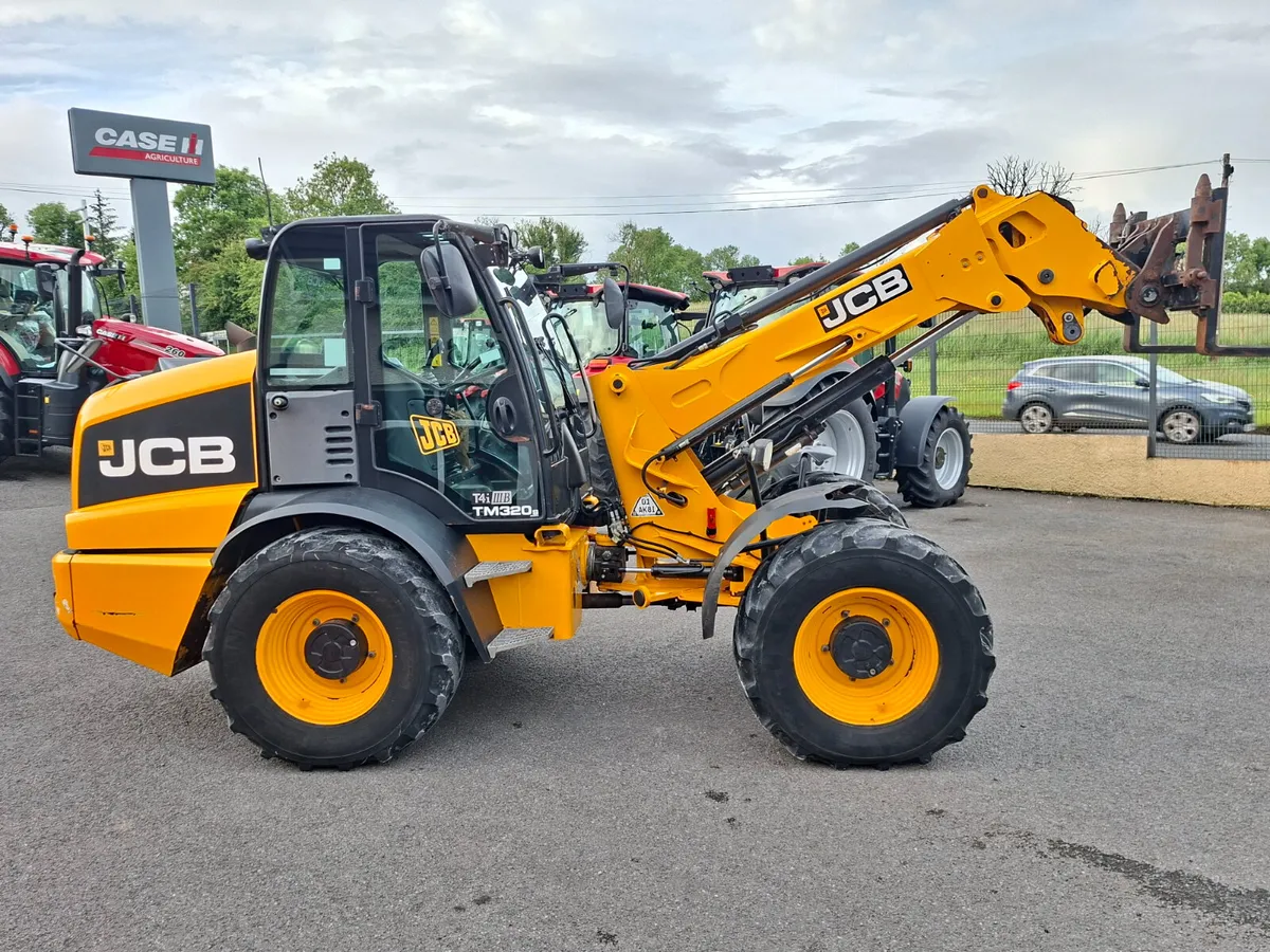 JCB 320S - Image 3