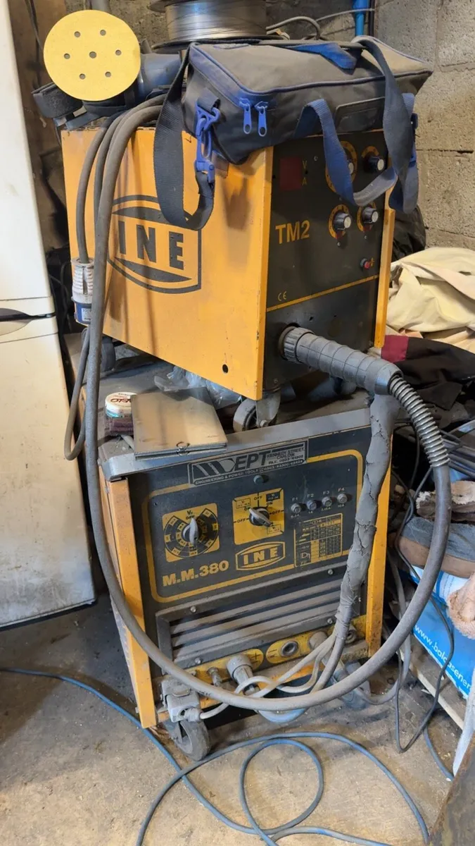 INE Mig Welder