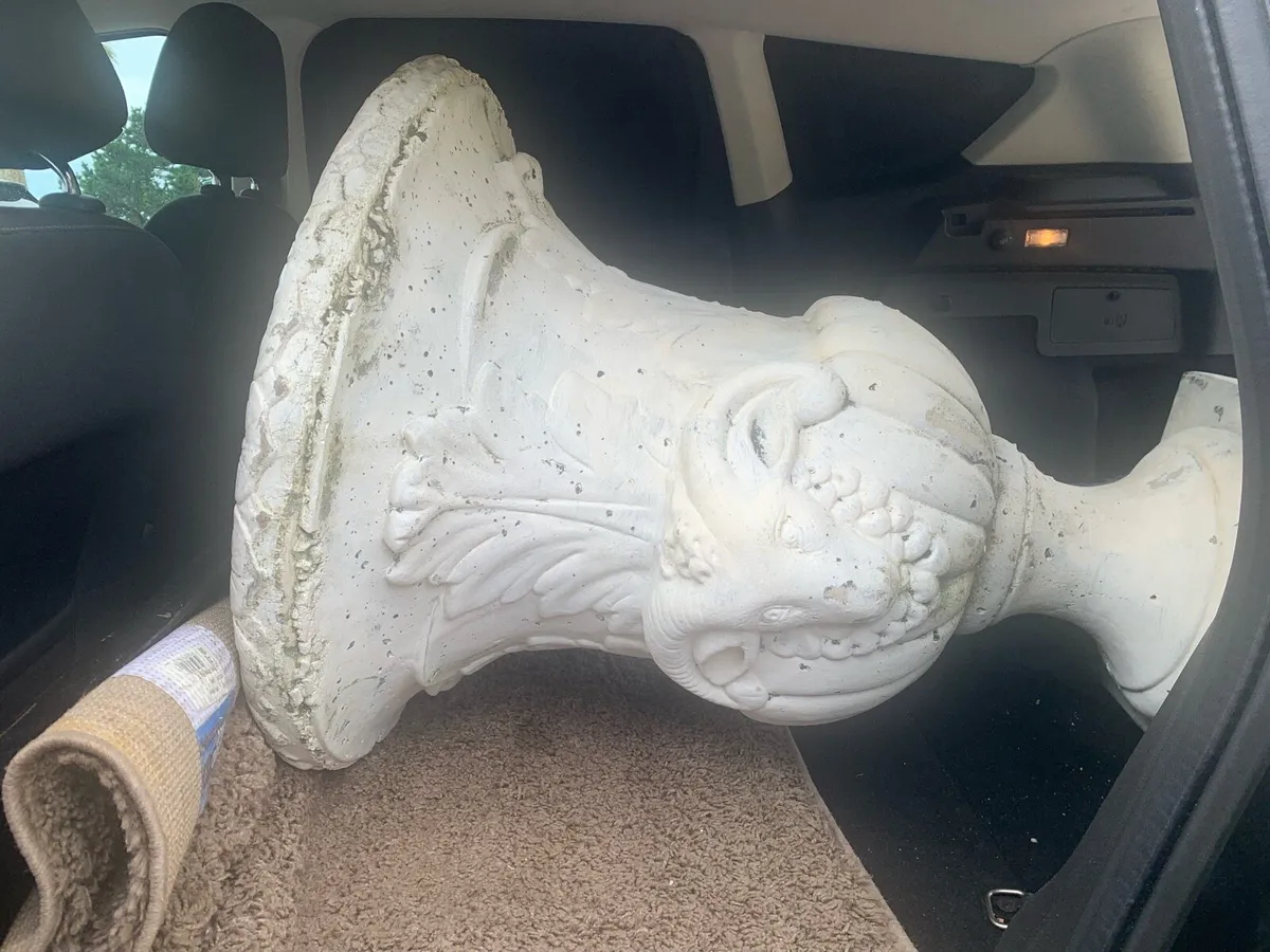 Garden Urn.   Solid Stone. - Image 1