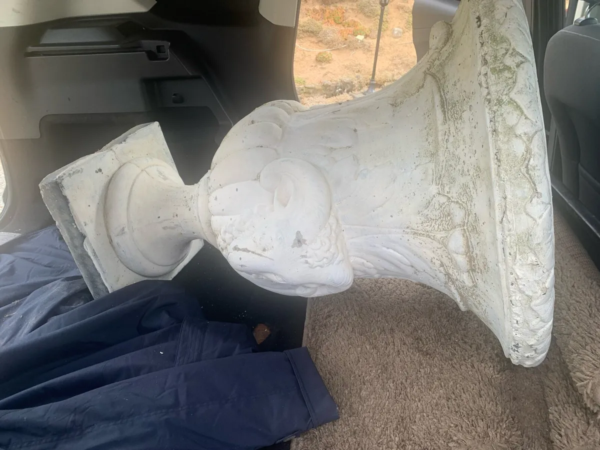 Garden Urn.   Solid Stone. - Image 3