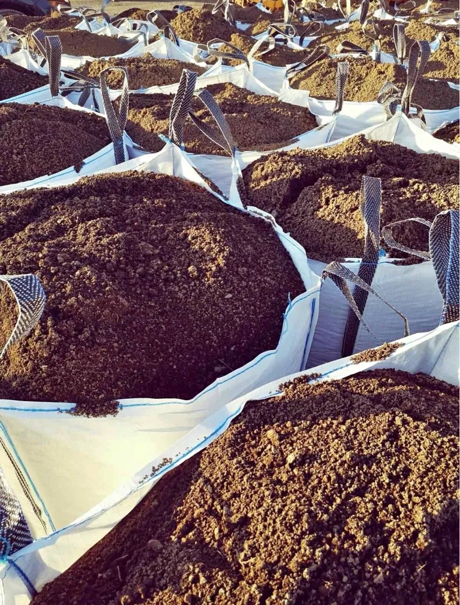 Top soil - Image 1