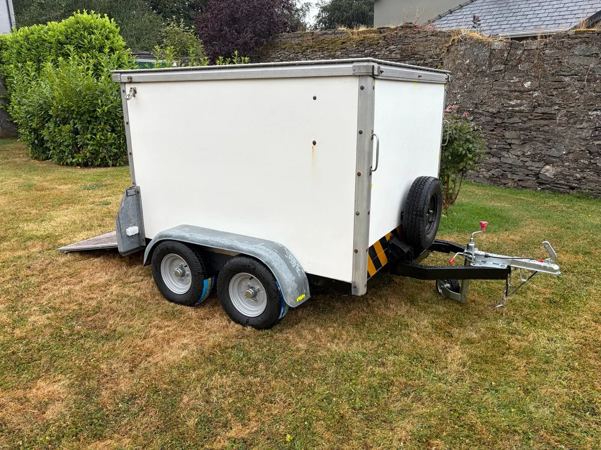 Camping trailer.  Tool box trailer.  Workshop - Image 4