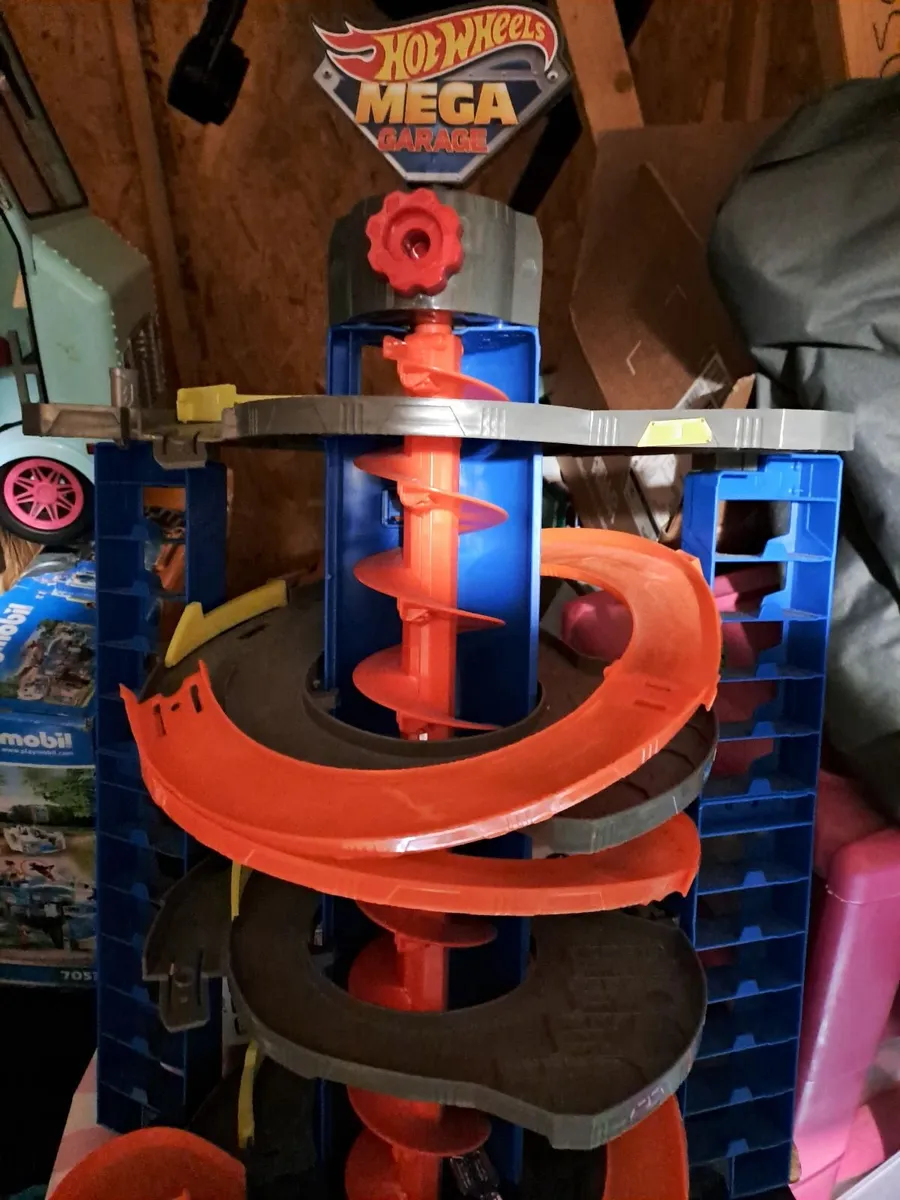 Hot wheels
