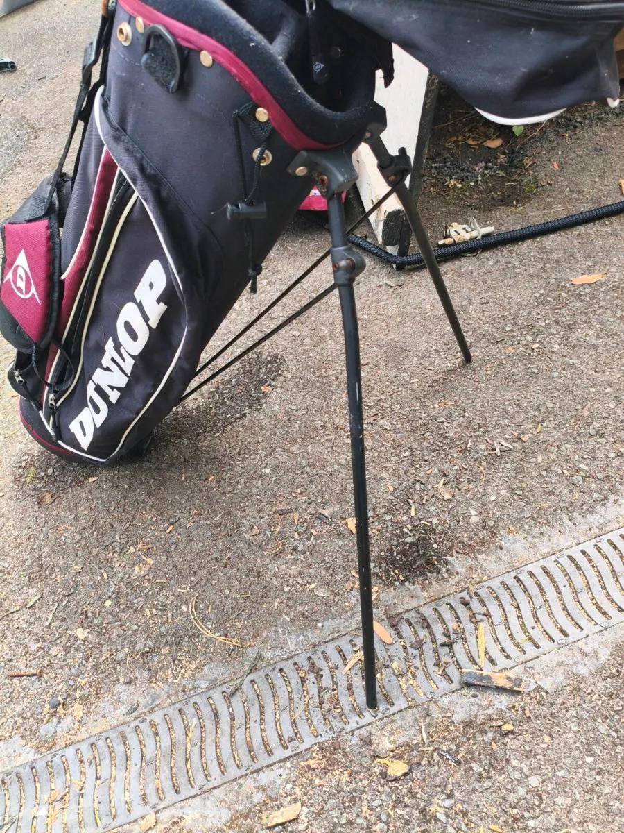 Child's golf bag, like new 25euro - Image 2