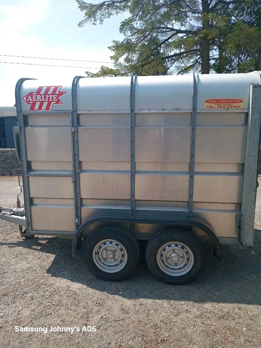 Aerlite Cattle Trailer - Image 1