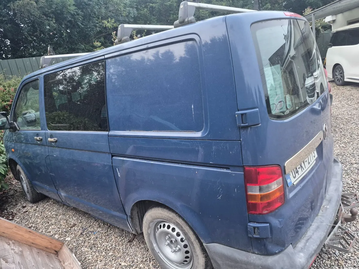 VW transporter t5 crew cab - Image 2