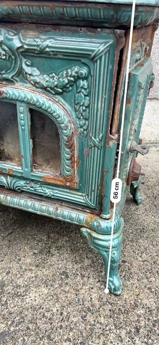Vintage French-Style Cast Iron Stove - Image 1