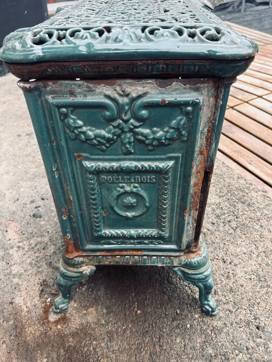 Vintage French-Style Cast Iron Stove - Image 2