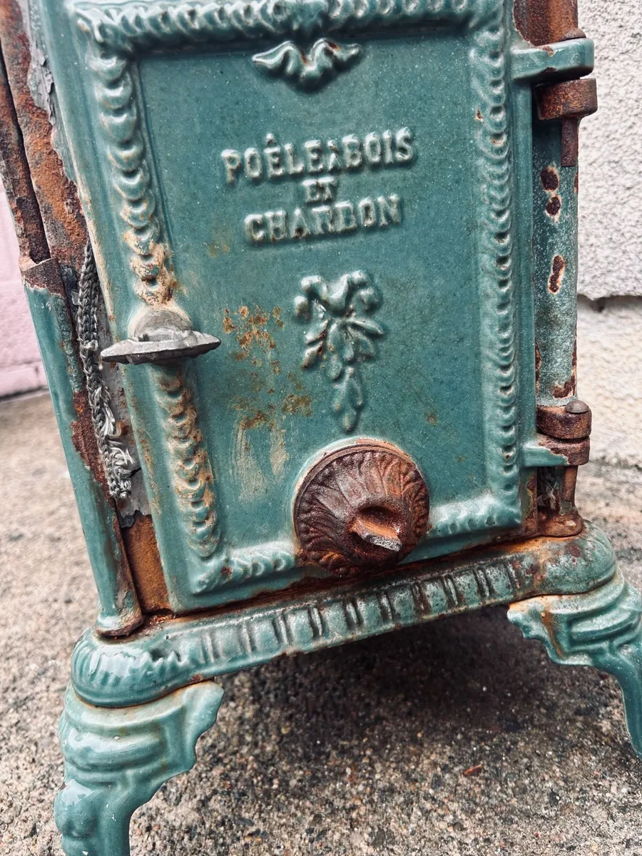 Vintage French-Style Cast Iron Stove - Image 3