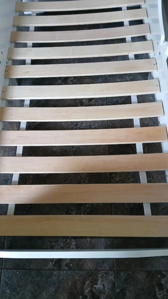 Toddler bed 140 x 70. - Image 4