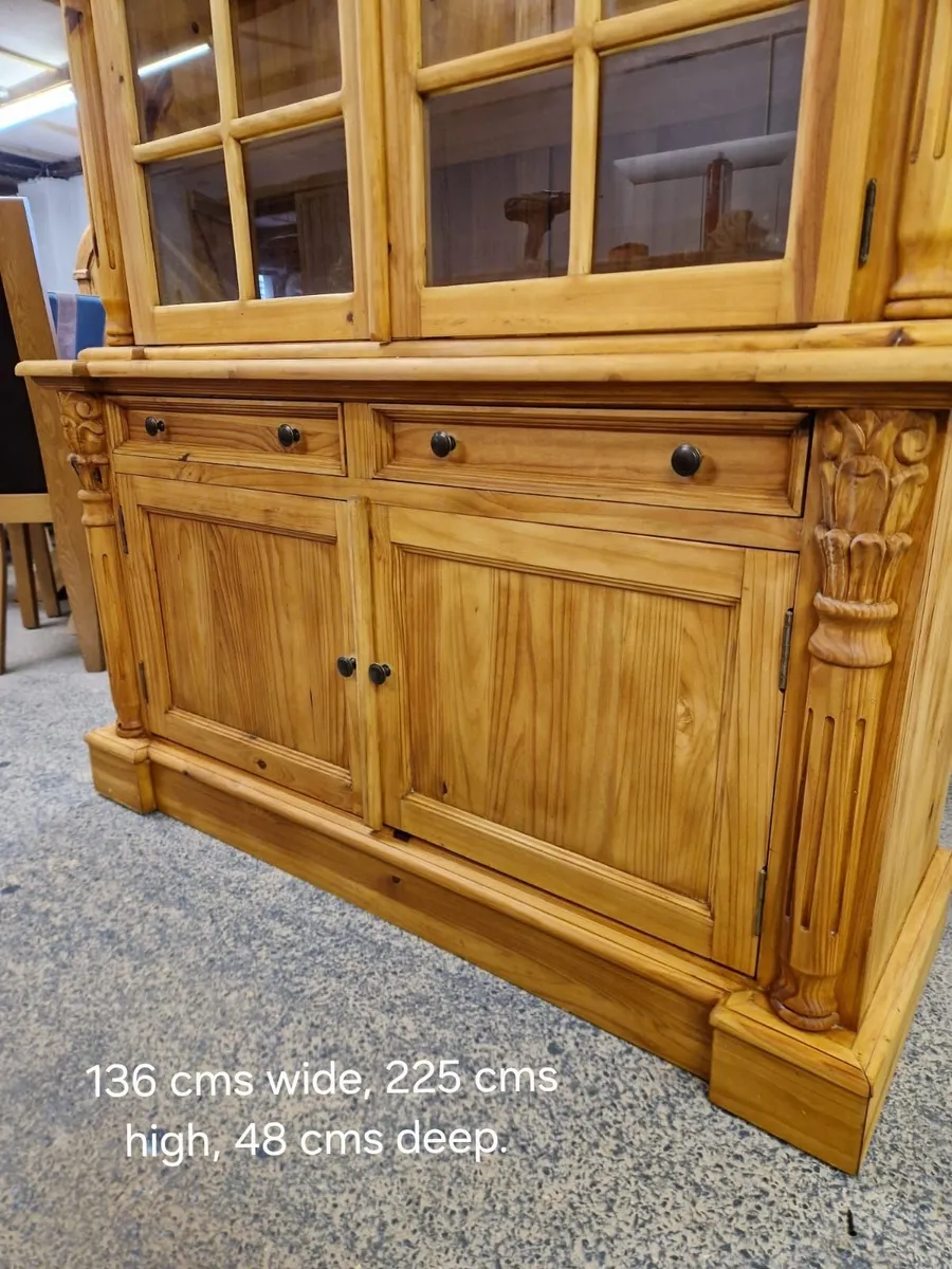 Large vintage pine cabinet, display - Image 4