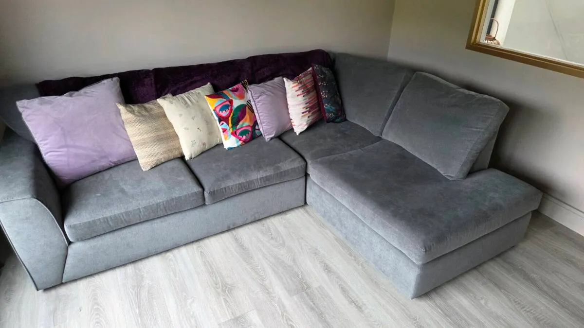 L-Couch