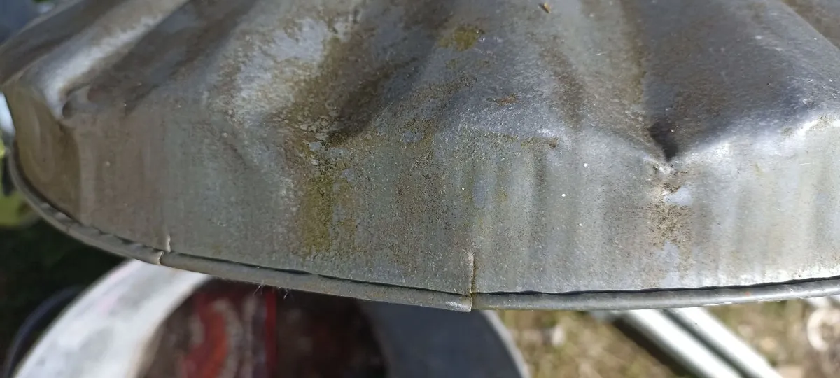 Galvanized Dustbin. - Image 1