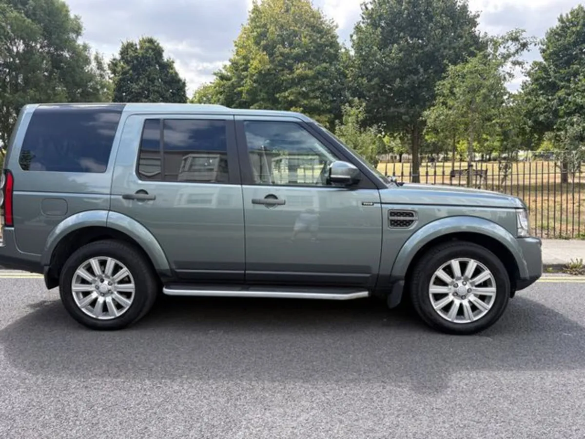 Land Rover Discovery 4 3.0tdv6 MY16 XE Commercial - Image 3