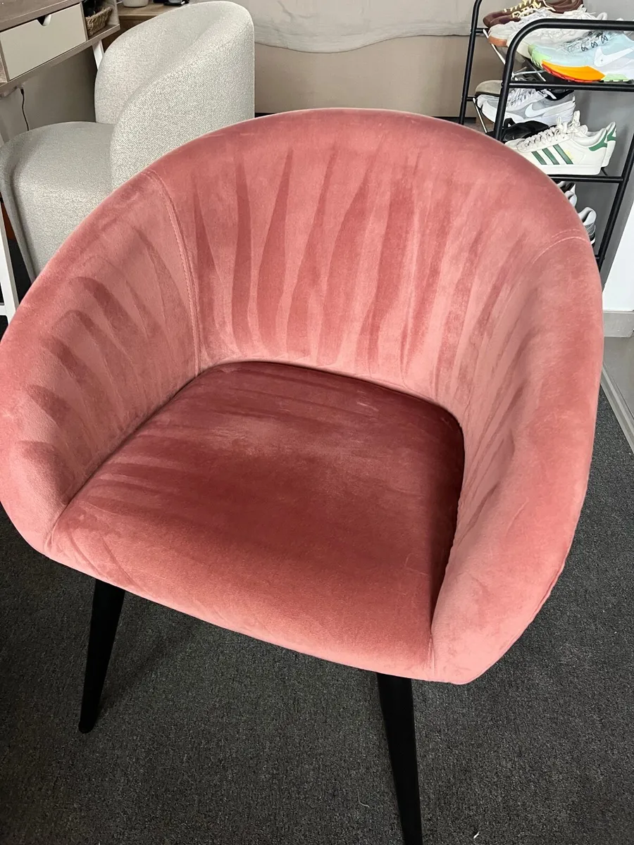Pink Velvet Chair - Image 3