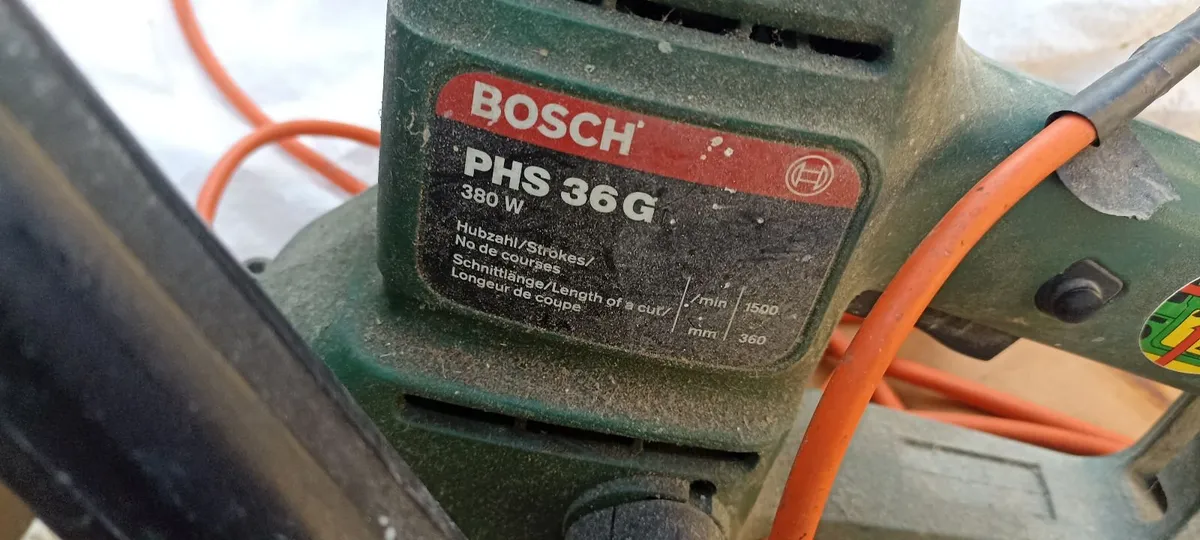 Electric Hedge Trimmers - Image 1
