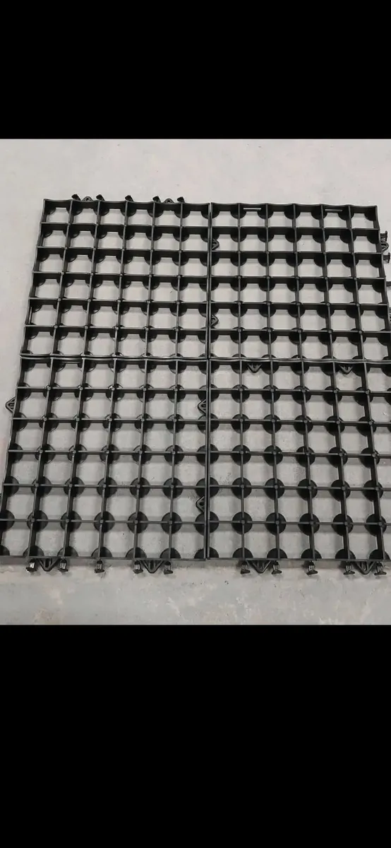 Stone holder grids - Image 1