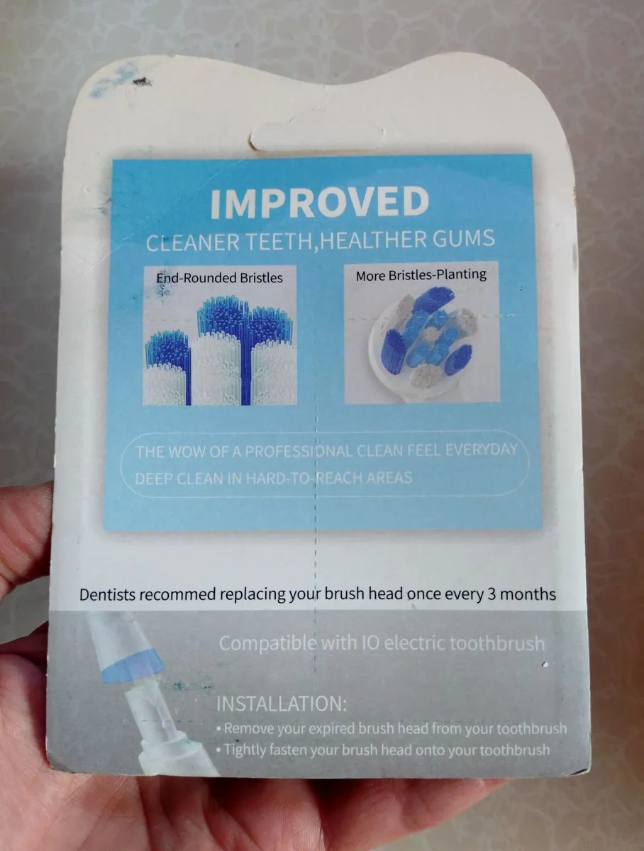 4 Pack Of Soft Bristle Toothbrush Heads (new). - Image 2