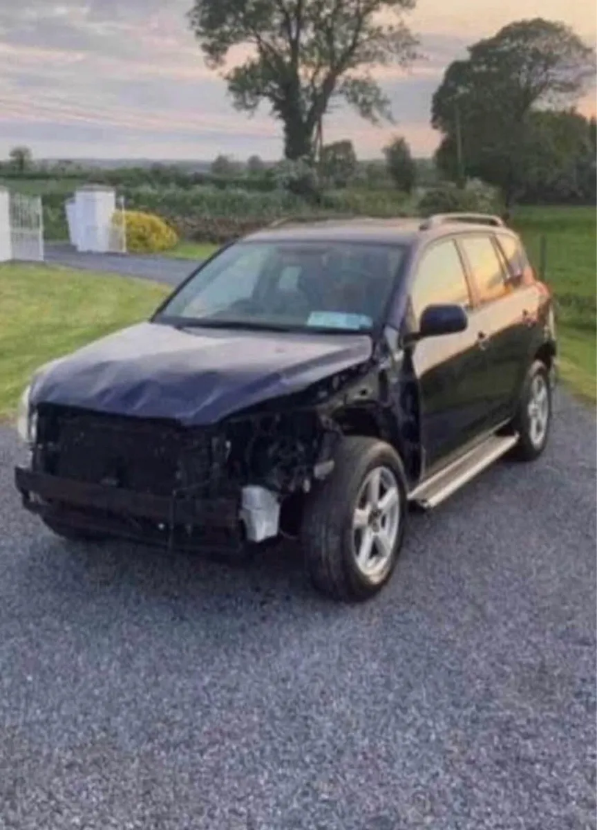 Toyota Rav 4 - Image 1