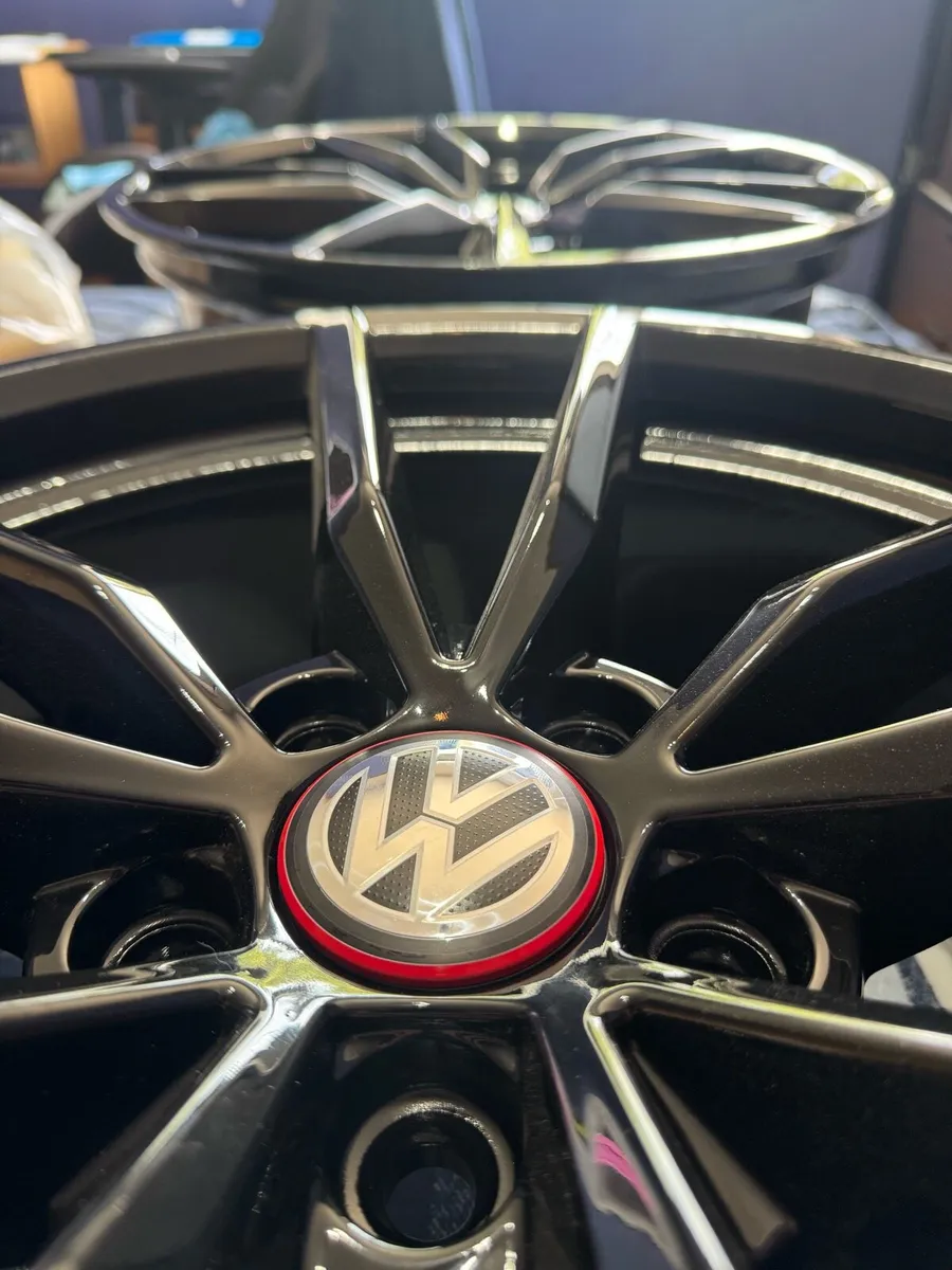 Vw Pretoria Alloys Genuine 19 inch - Image 1