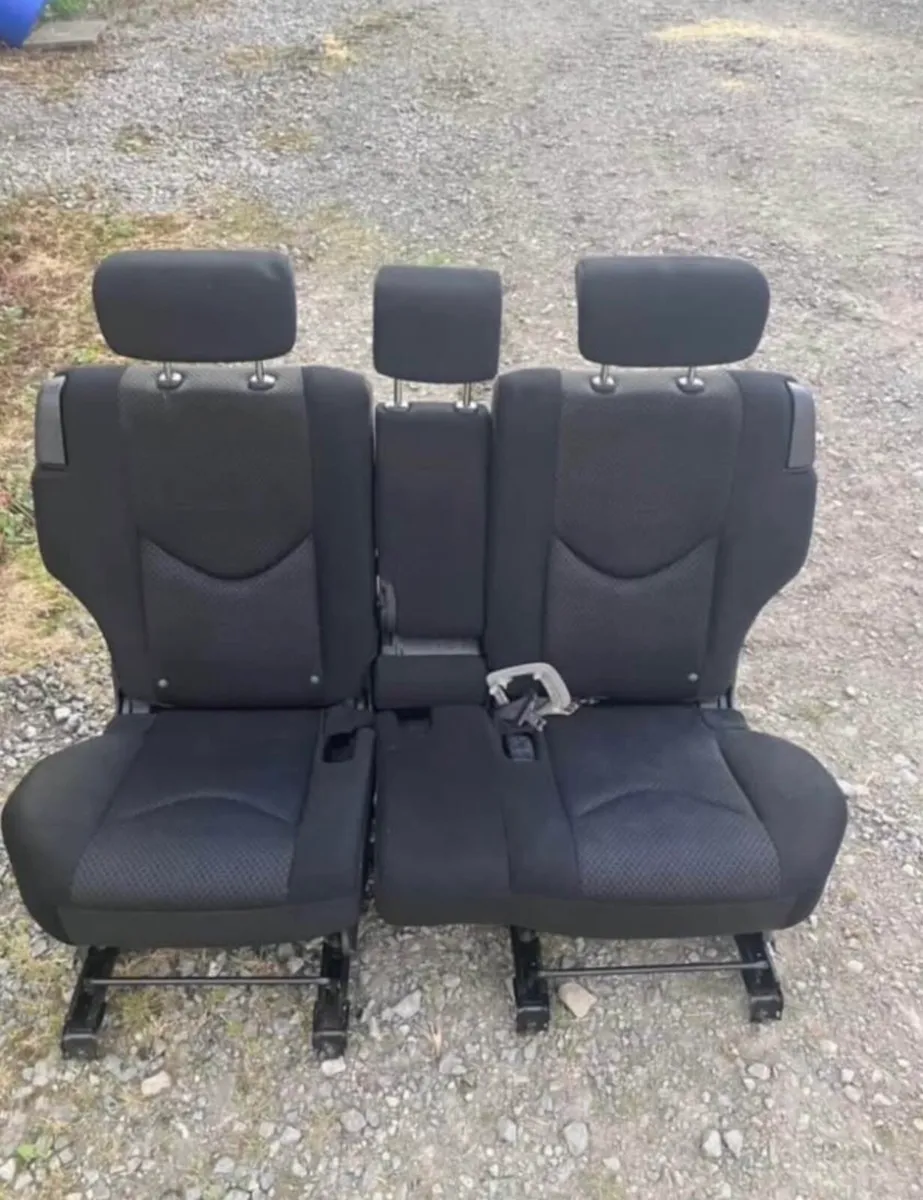 Toyota Rav 4 - Image 4