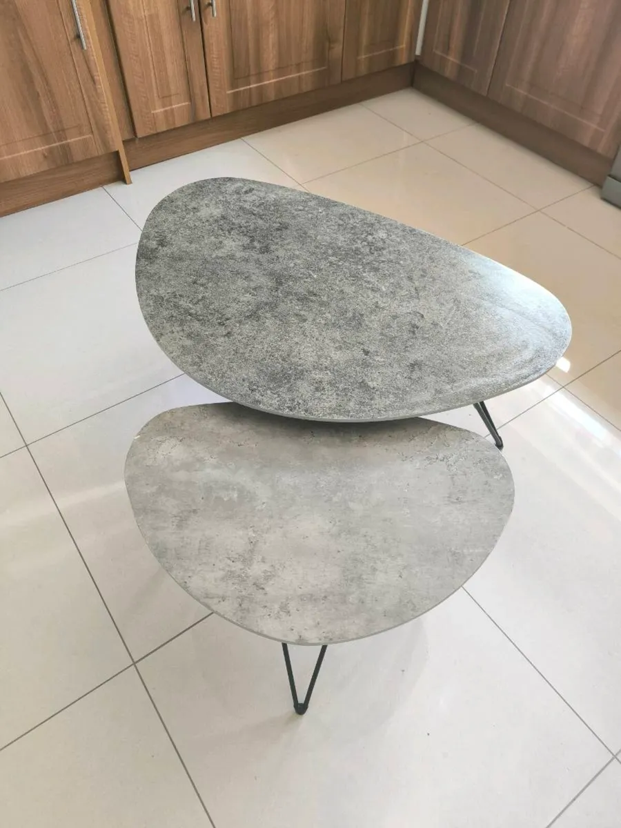 Nest of 2 coffee tables - Image 3