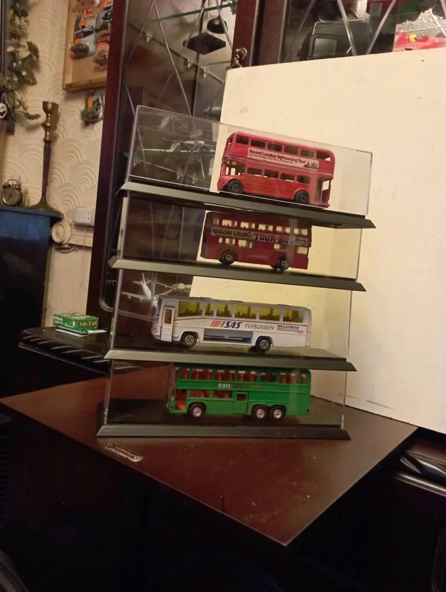 FIRST EDITION'S USED LONDON BUESSES OLD STOCK - Image 1