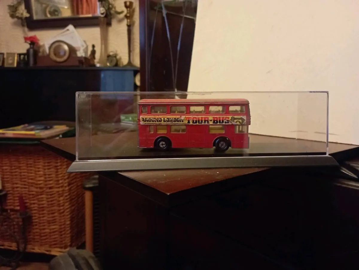 FIRST EDITION'S USED LONDON BUESSES OLD STOCK - Image 3