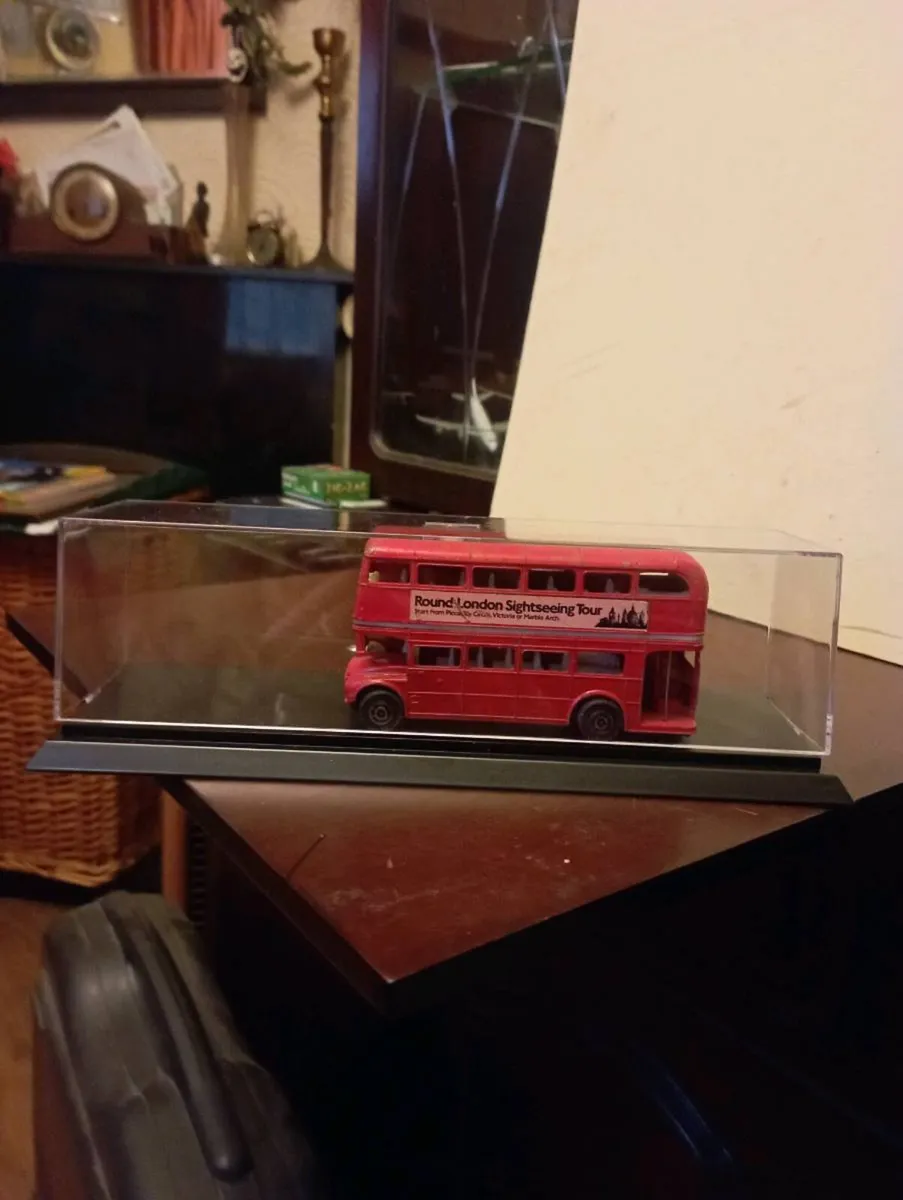FIRST EDITION'S USED LONDON BUESSES OLD STOCK - Image 2