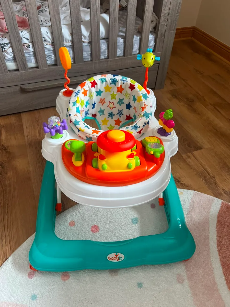 Babylo Twist About Baby Walker - Image 1