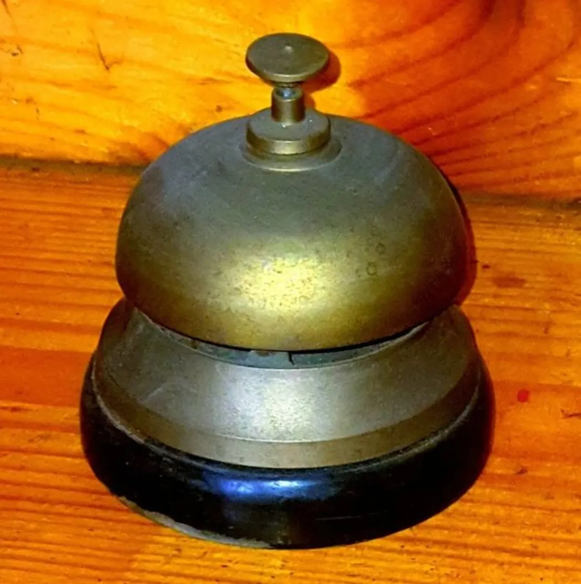 Vintage Antique Brass Desk Bell - Image 4