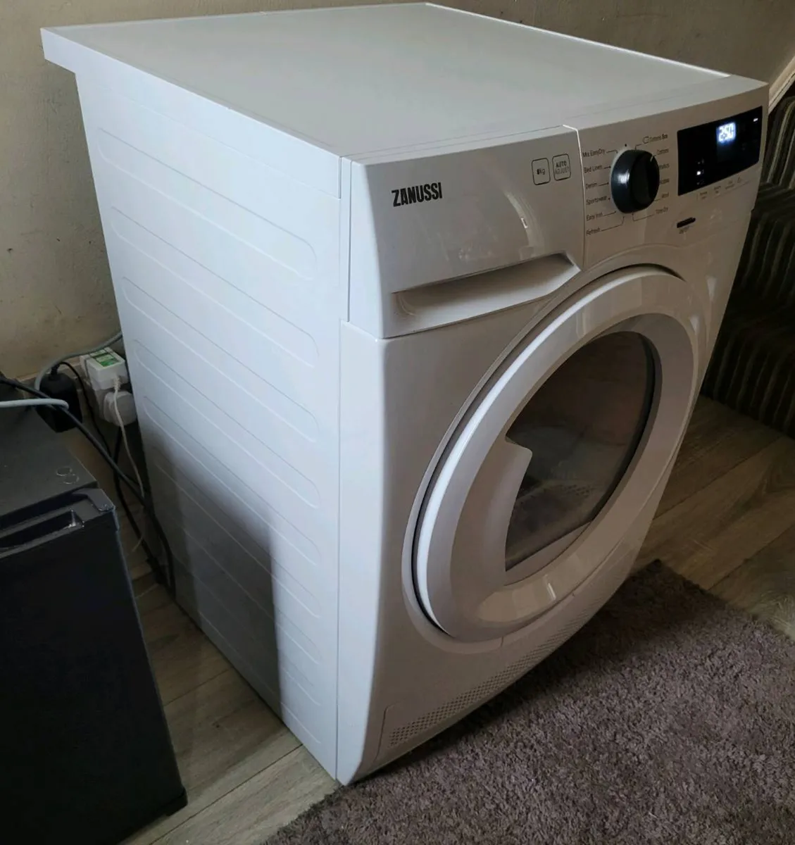 Dryer (Heat Pump) - Image 3