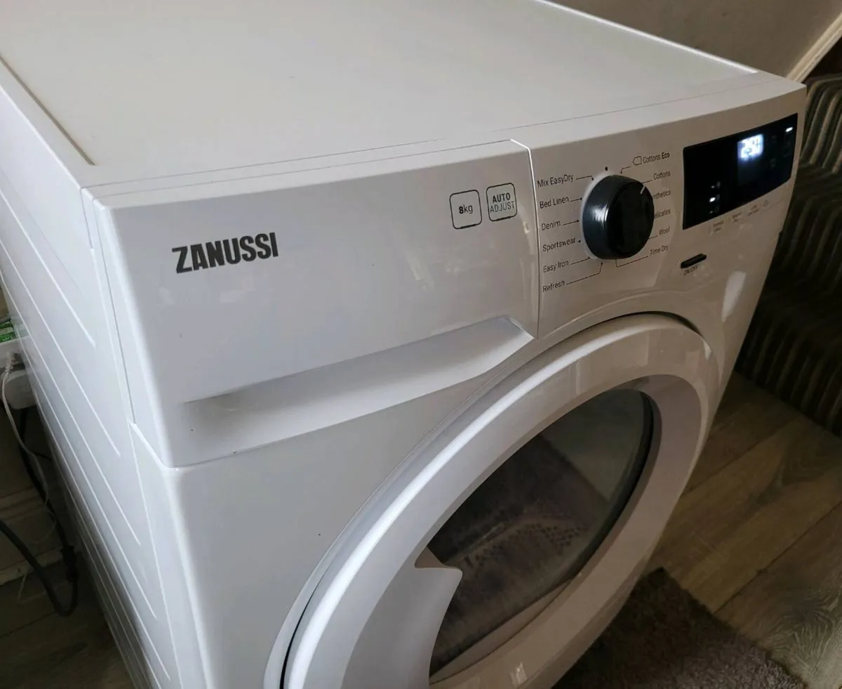 Dryer (Heat Pump) - Image 2