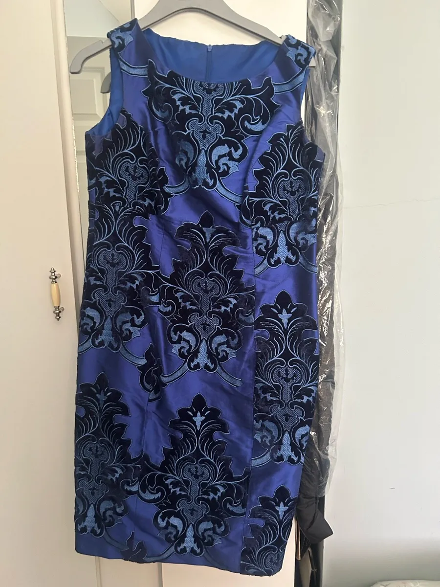 Mother of the bride outfit - Image 3