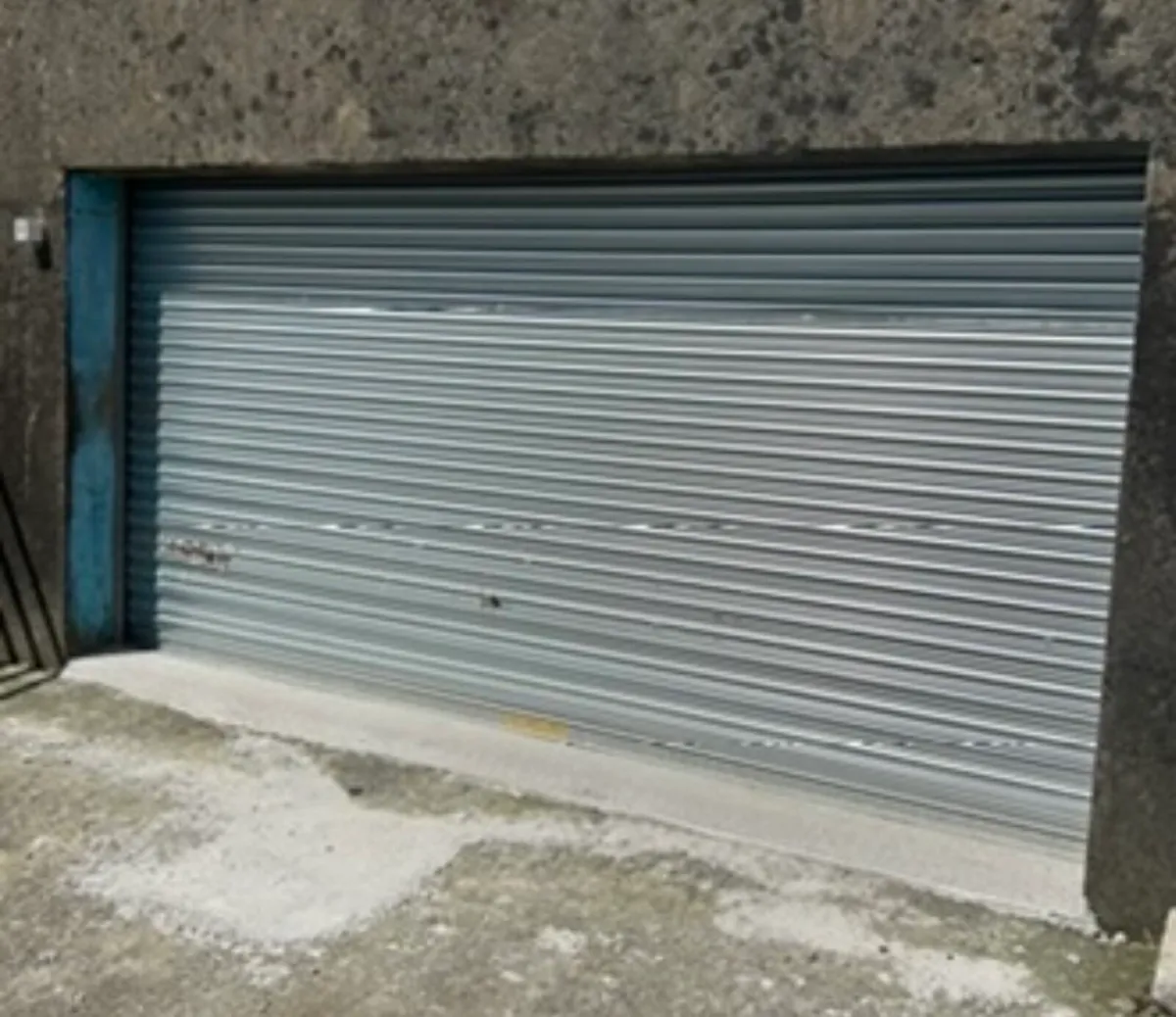 Work or storage unit - Image 1