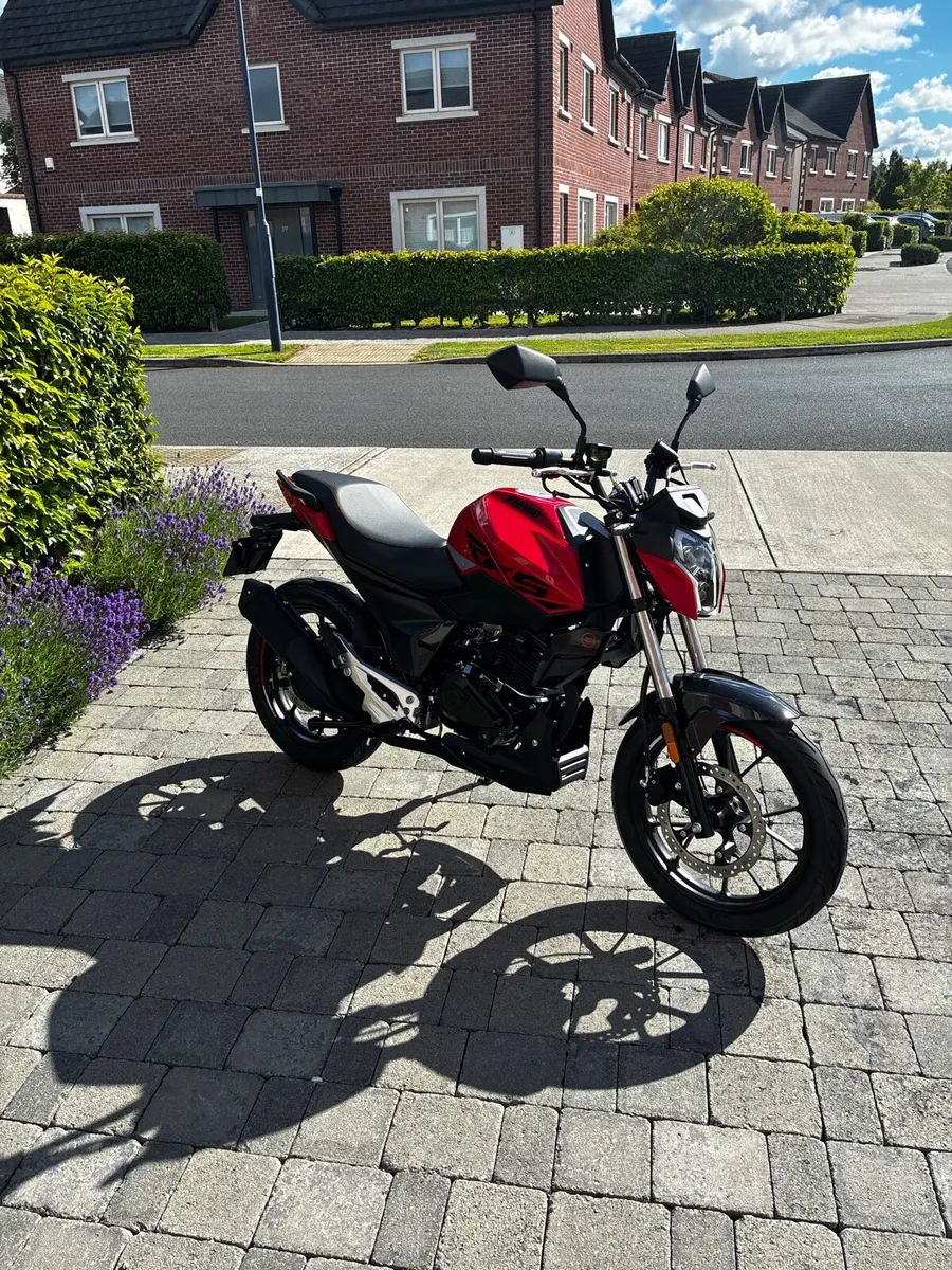 Motorbike - Image 1