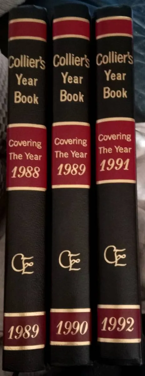 Three Colliers Year Books 1988 1989 1991