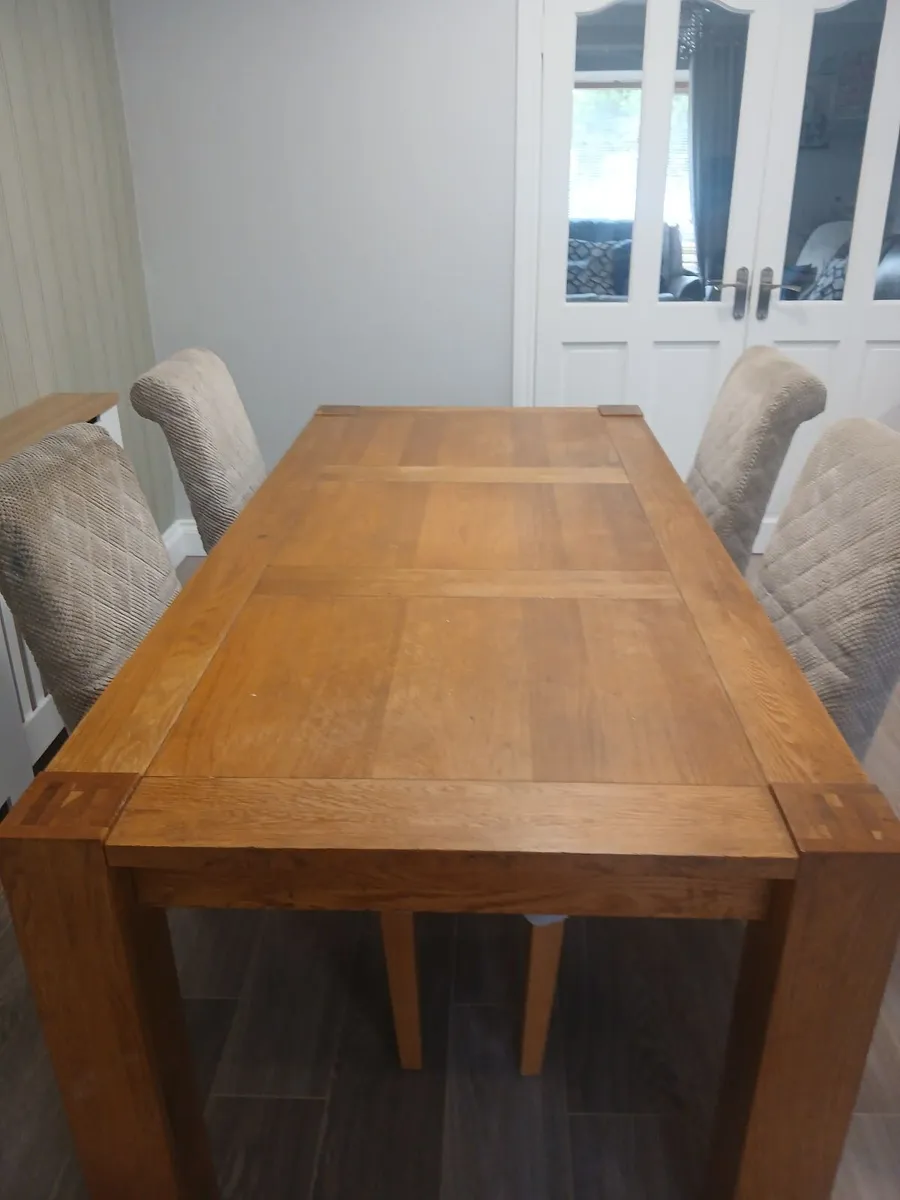 Dining table and chairs - Image 2