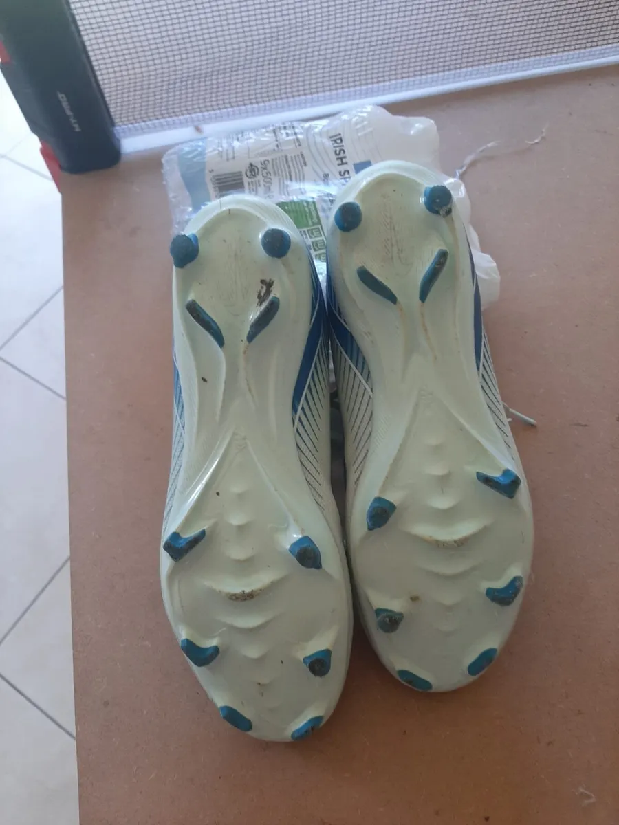 Football boots - Image 4