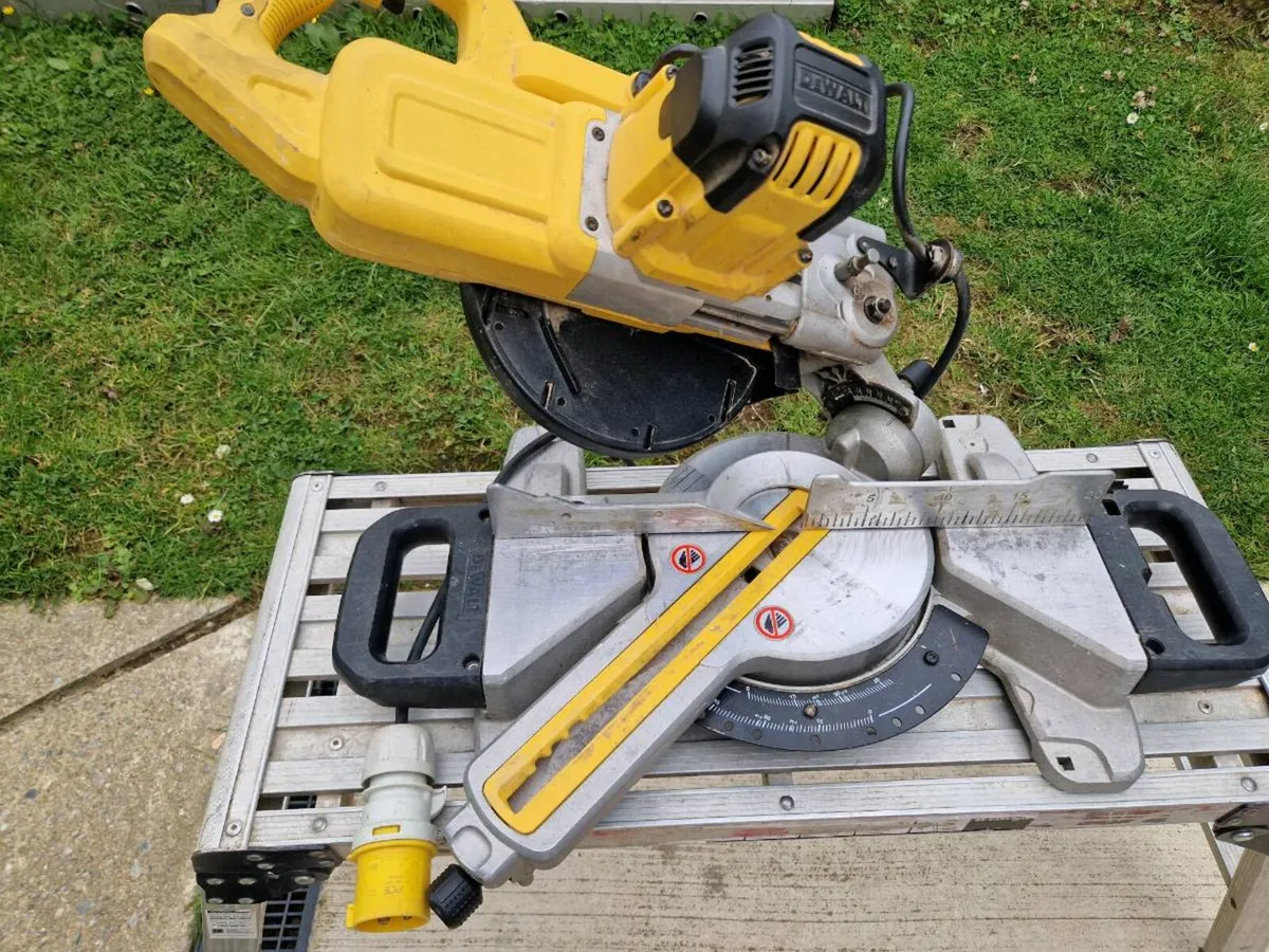 Mitre saw - Image 3
