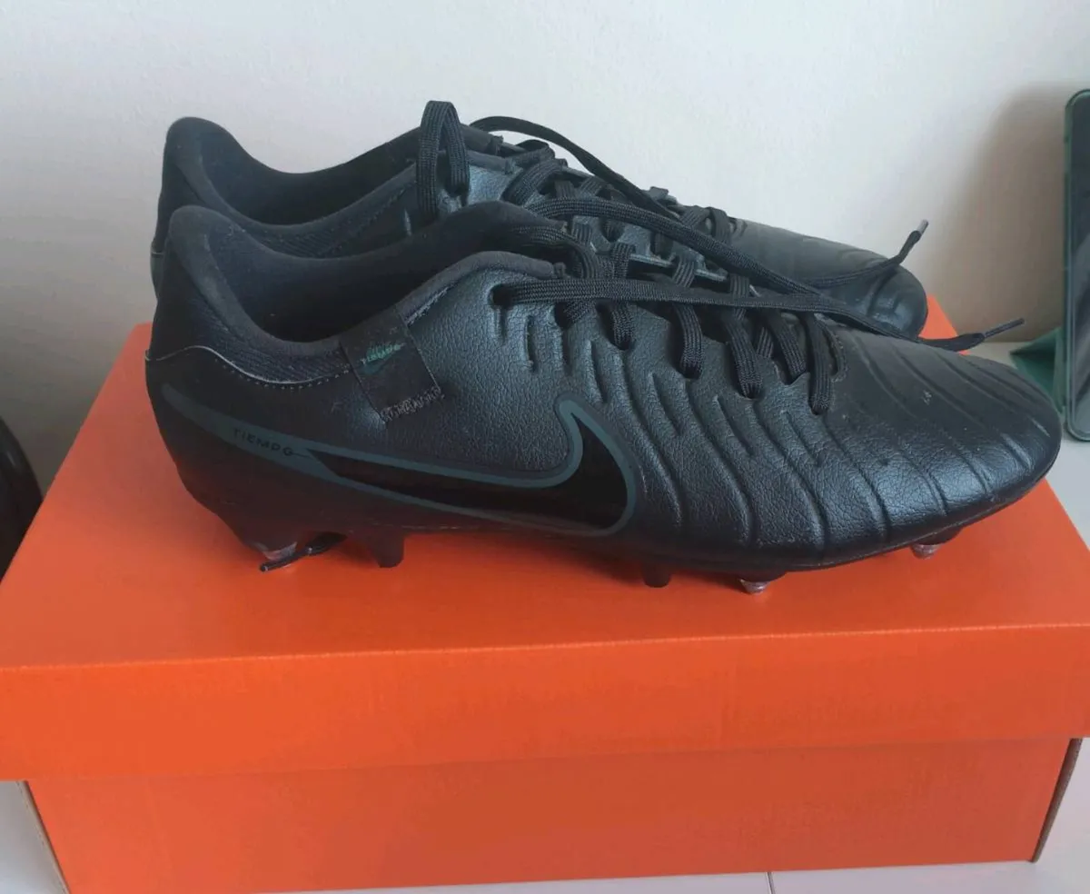 Football Boots - Image 1