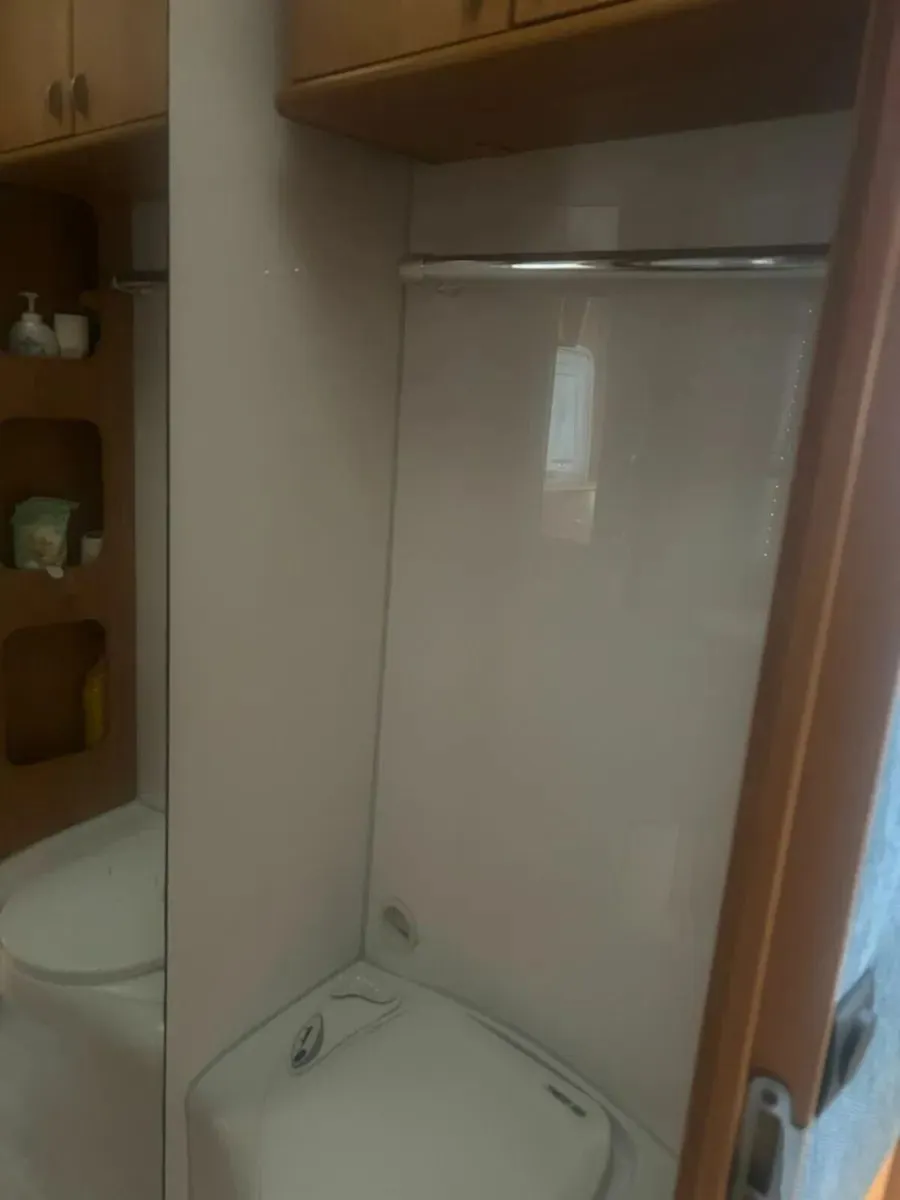 Camper Van - Image 2
