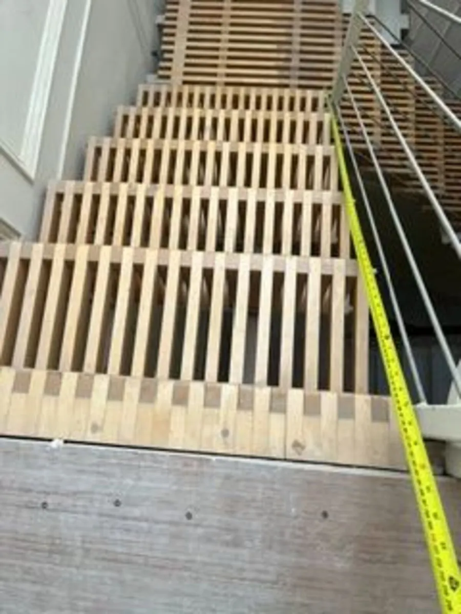 Steel stairs - Image 2