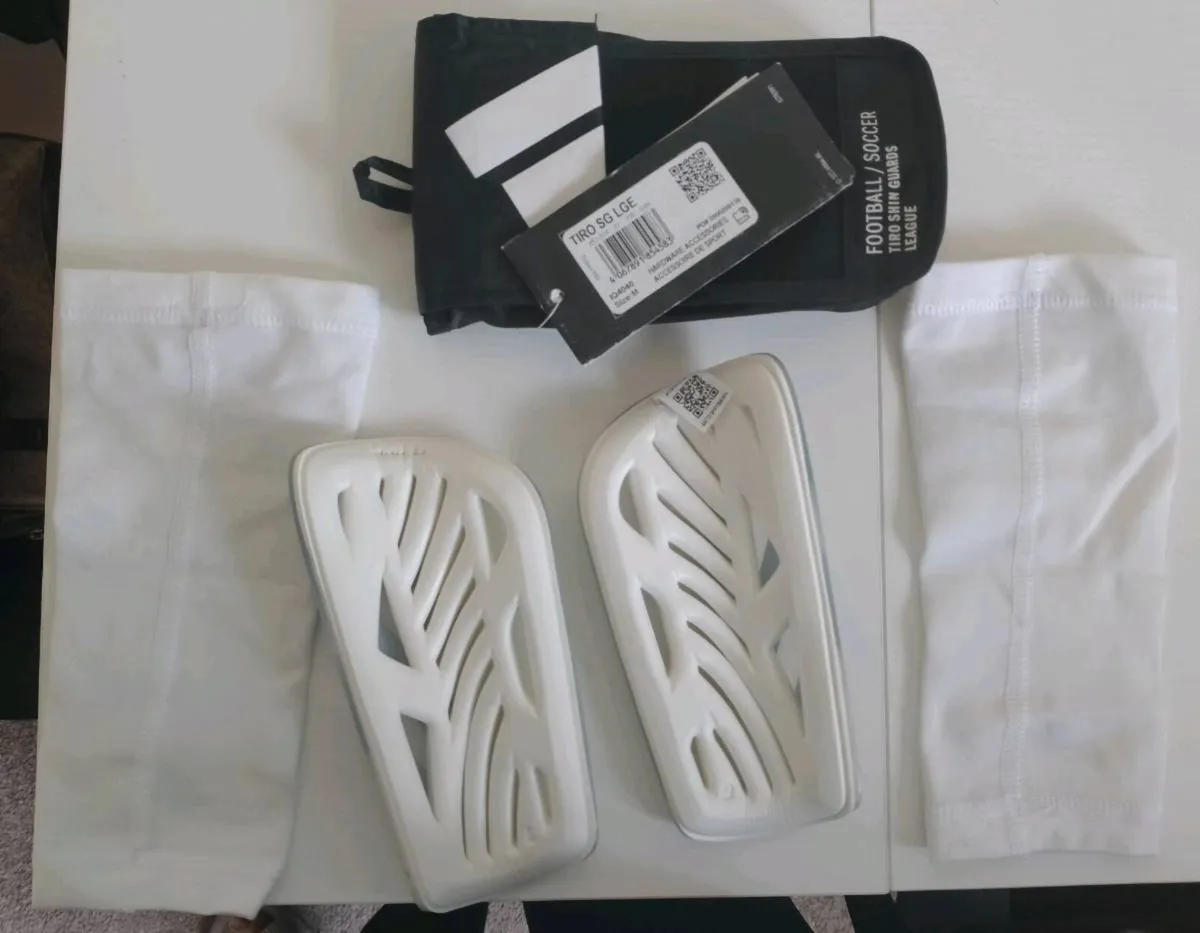 Shin guards - Image 2